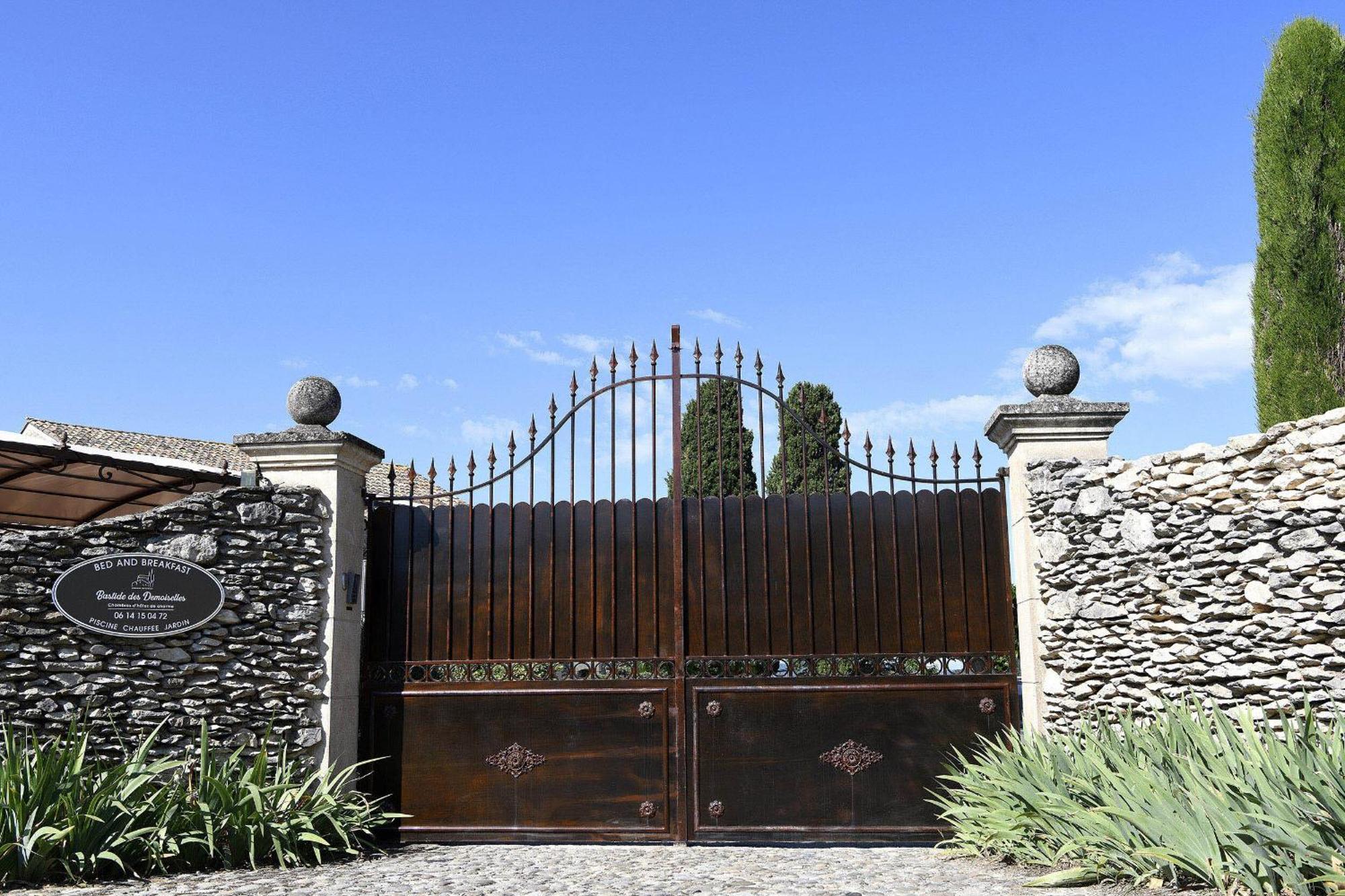 Bastide Des Demoiselles Roussillon (Vaucluse) Exterior foto